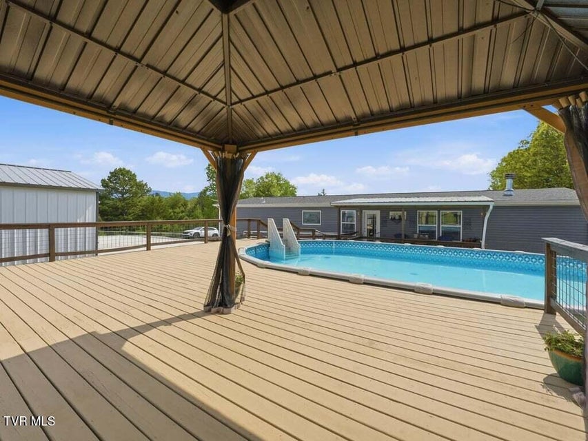 Photo #42: 350 107 Cutoff 