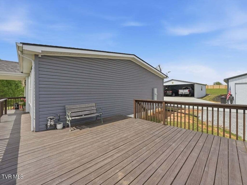 Photo #45: 350 107 Cutoff 