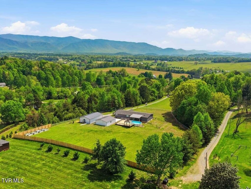 Photo #50: 350 107 Cutoff 