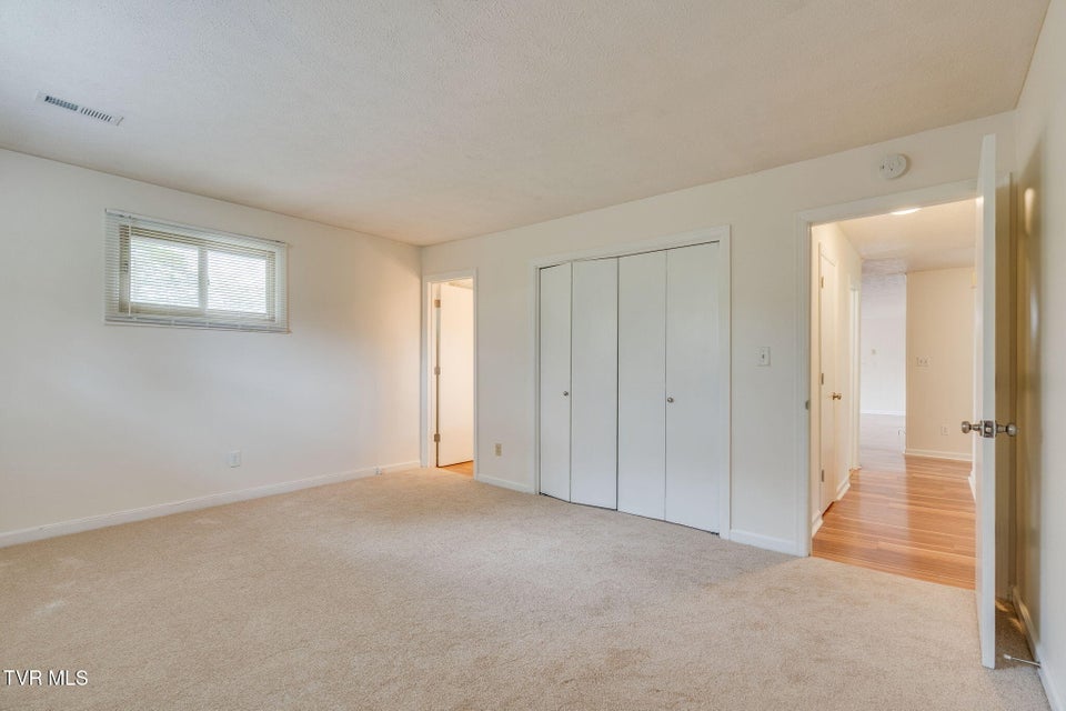 Photo #17: 802 Sir Echo Drive