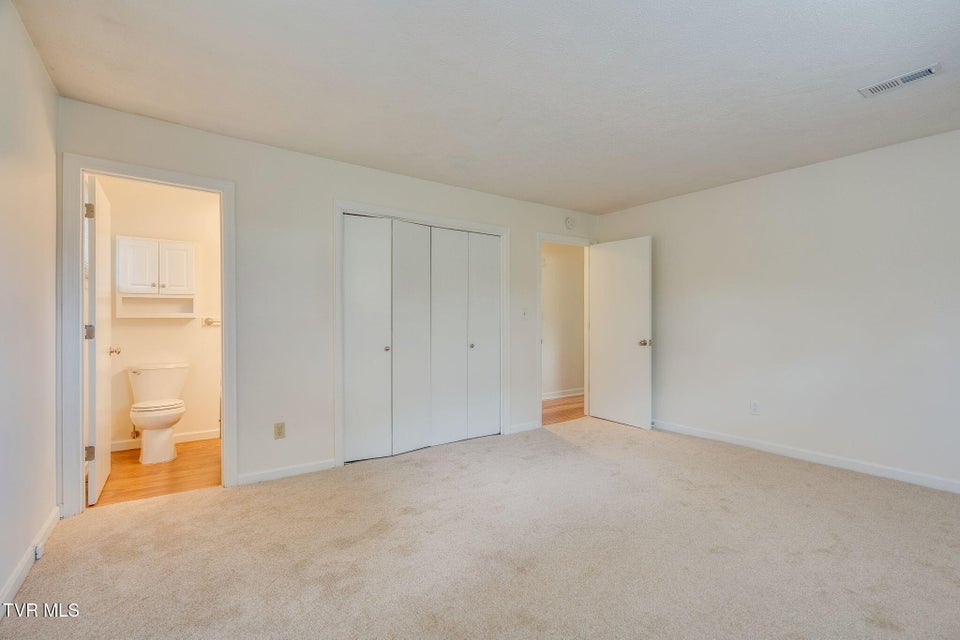 Photo #18: 802 Sir Echo Drive