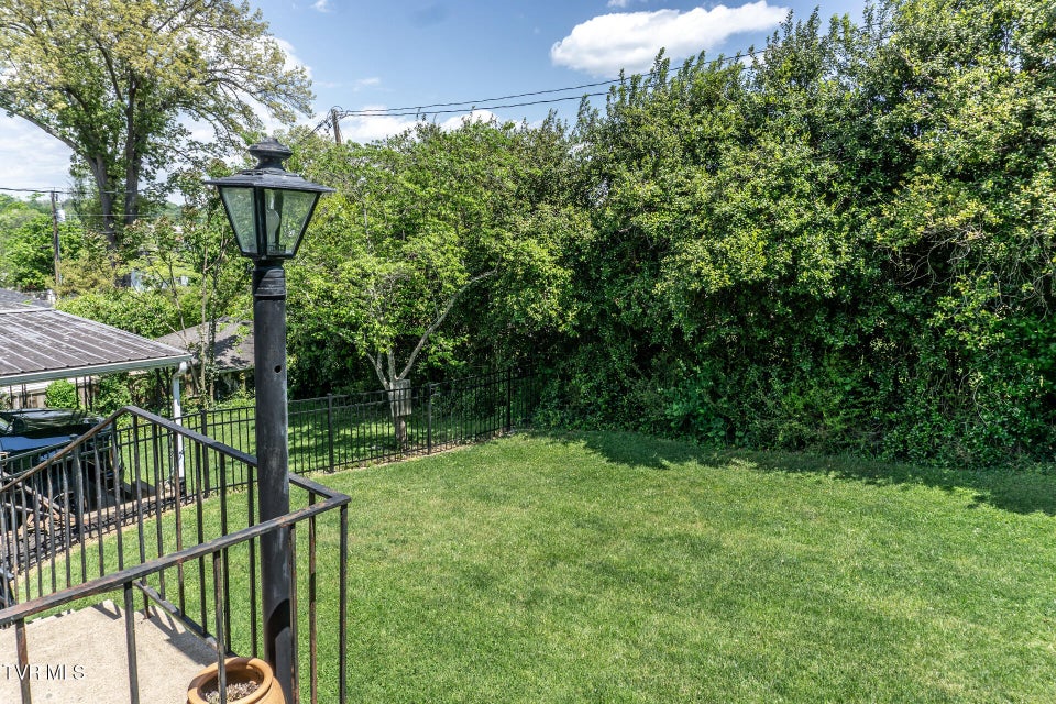 Photo #52: 205 Sevier Avenue