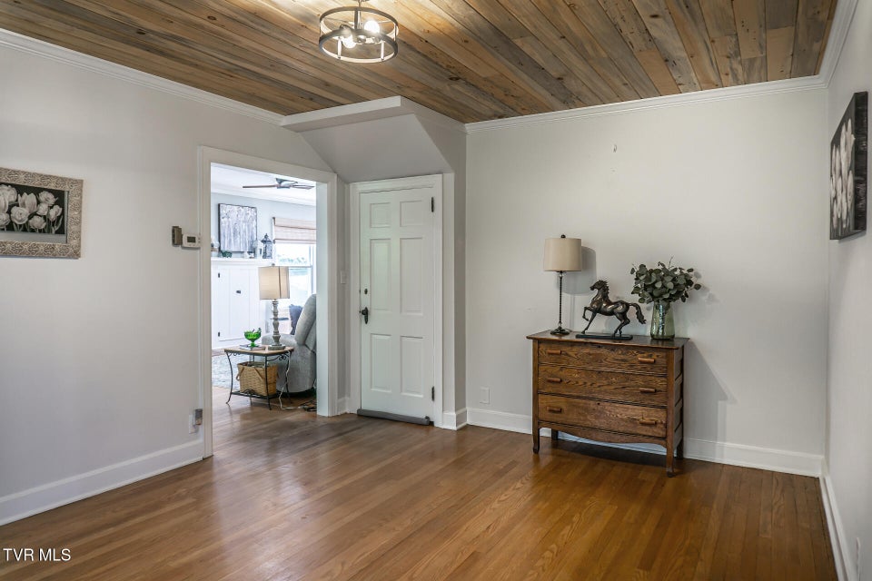 Photo #16: 205 Sevier Avenue