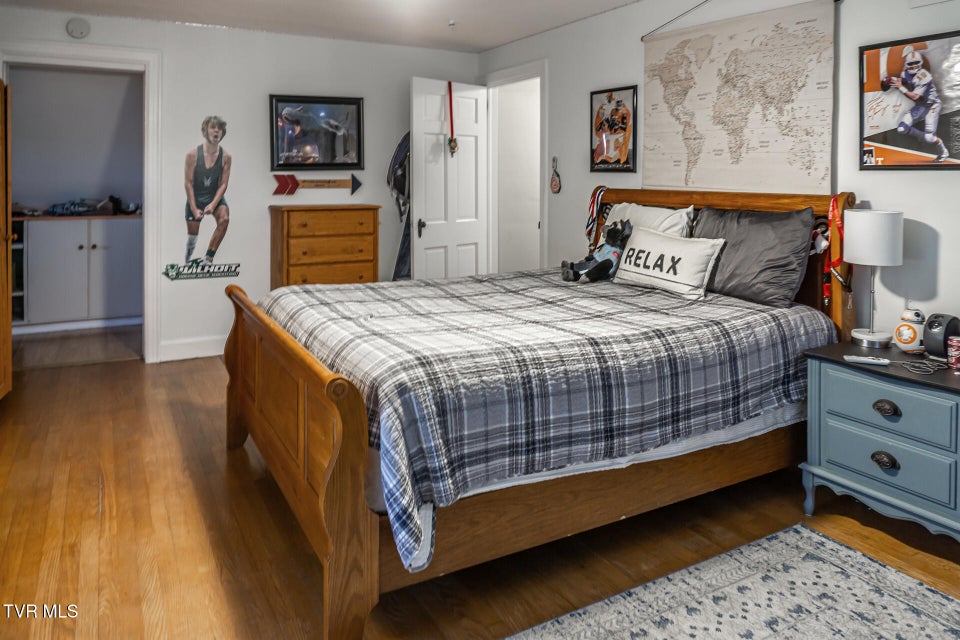 Photo #29: 205 Sevier Avenue