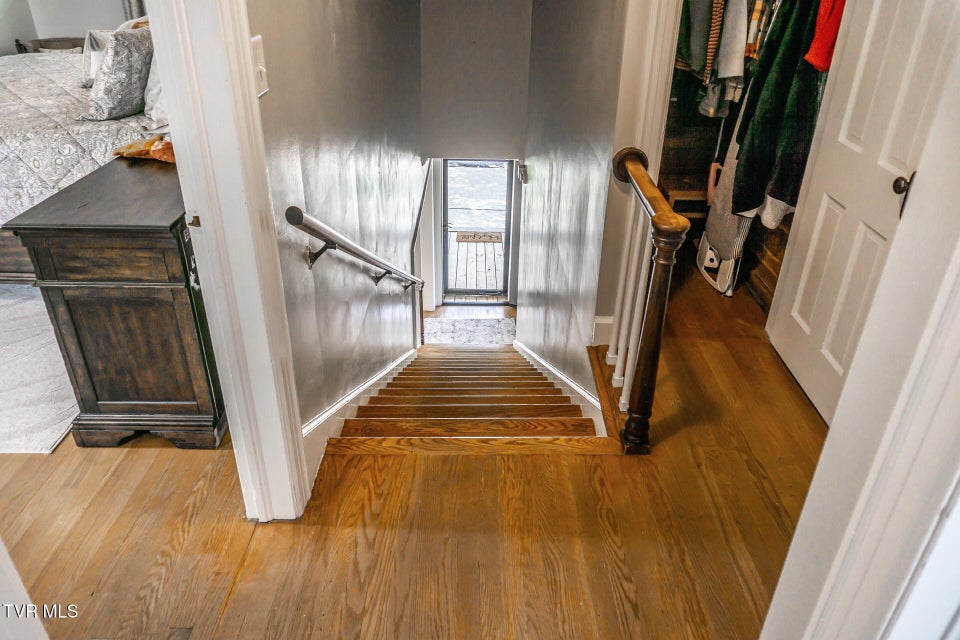 Photo #35: 205 Sevier Avenue