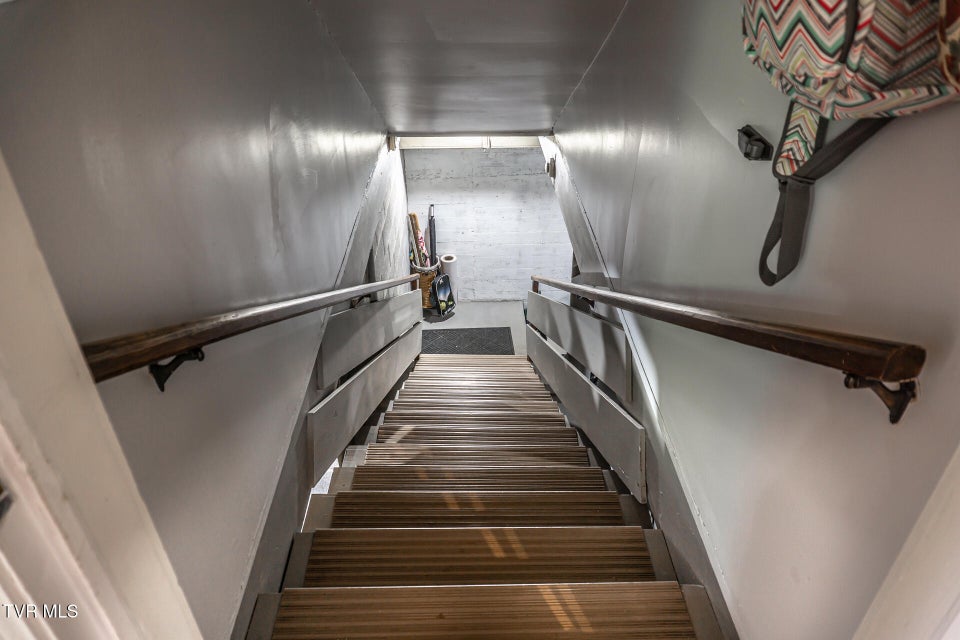 Photo #37: 205 Sevier Avenue