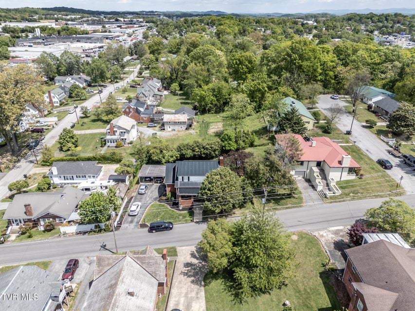 Photo #59: 205 Sevier Avenue