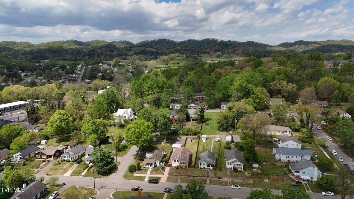 Photo #35: 1023 Arlington Avenue