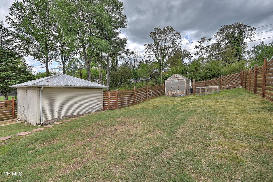 Photo #29: 1023 Arlington Avenue