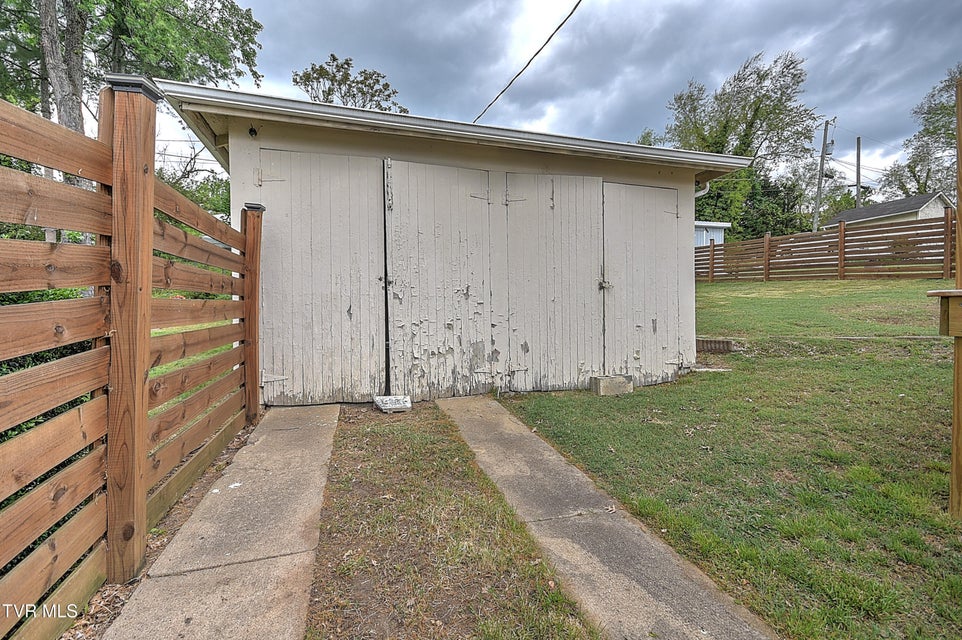 Photo #30: 1023 Arlington Avenue