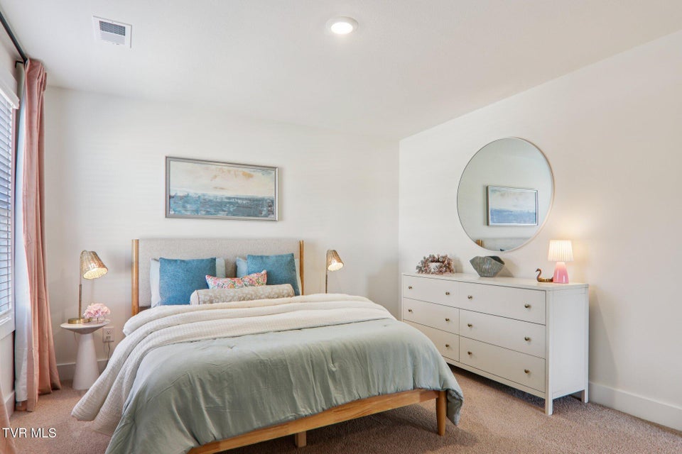 Photo #43: 1 Morsel Court 