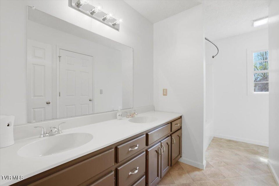 Photo #18: 123 Madeline Lane