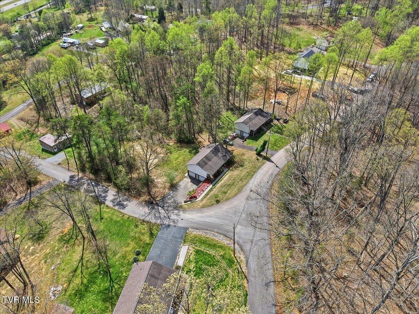 Photo #26: 123 Madeline Lane