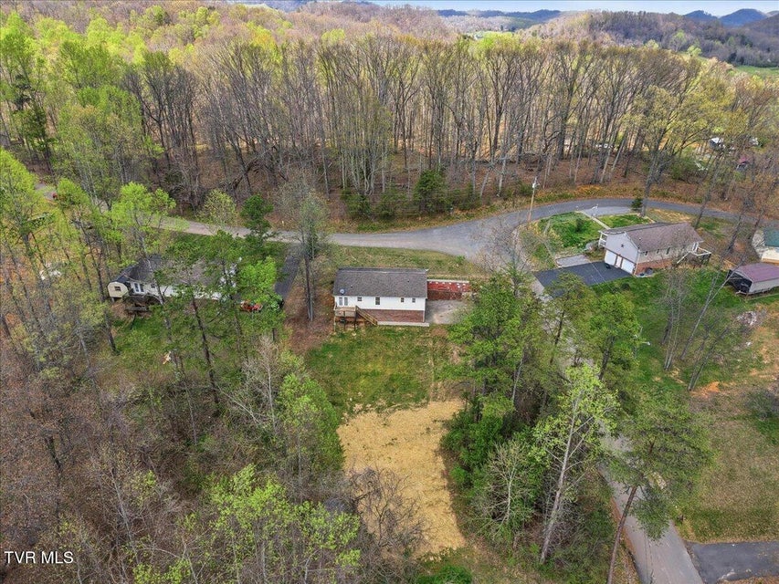 Photo #27: 123 Madeline Lane