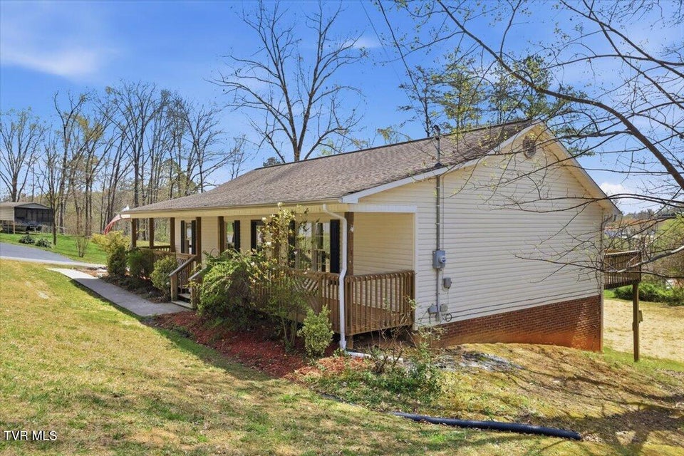 Photo #33: 123 Madeline Lane