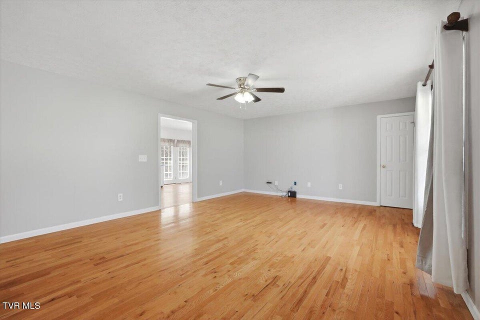 Photo #9: 123 Madeline Lane