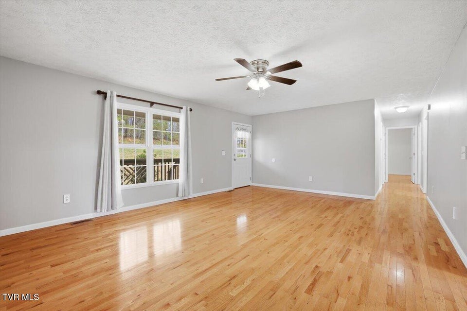 Photo #10: 123 Madeline Lane