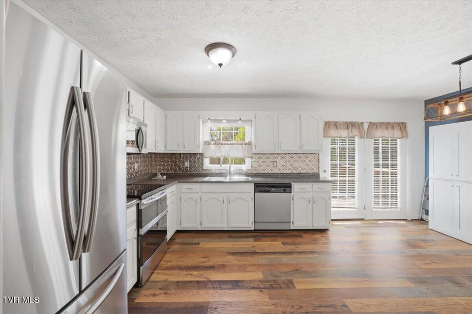 Photo #4: 123 Madeline Lane