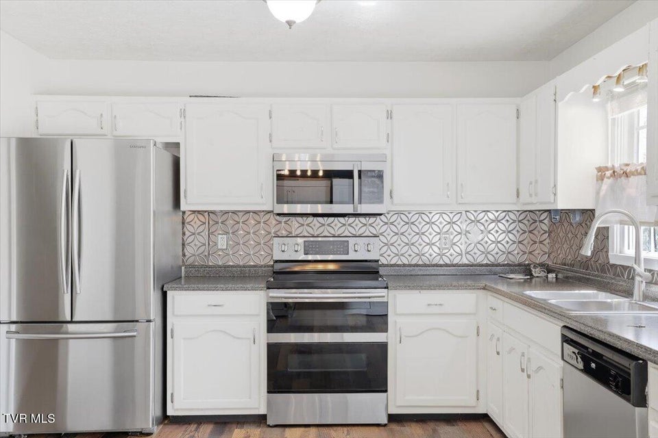 Photo #6: 123 Madeline Lane