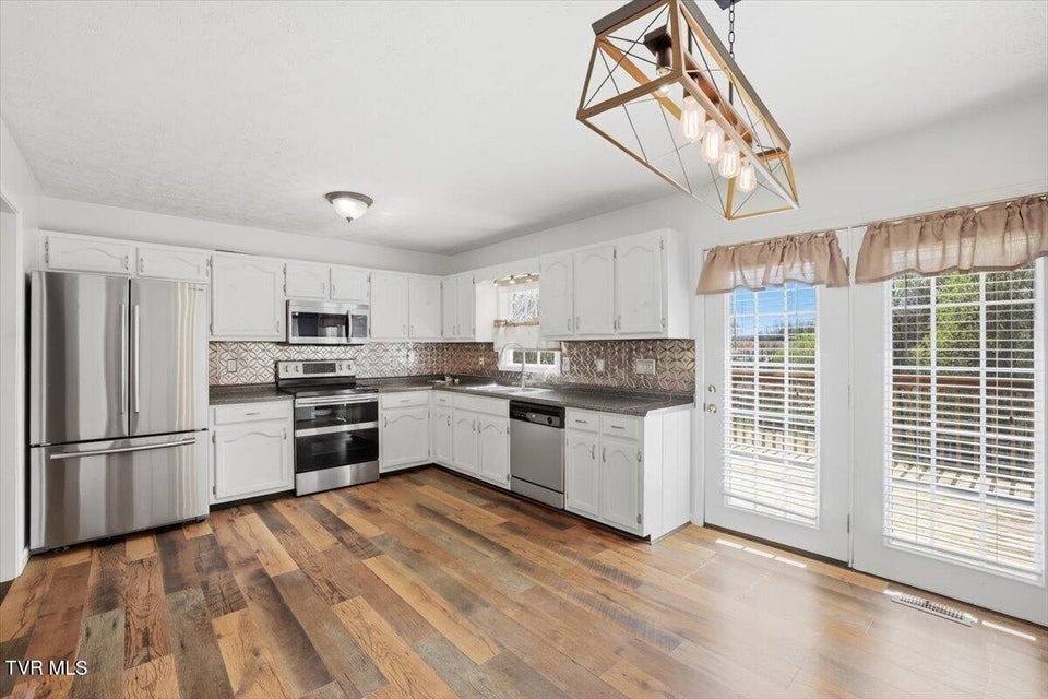 Photo #38: 123 Madeline Lane