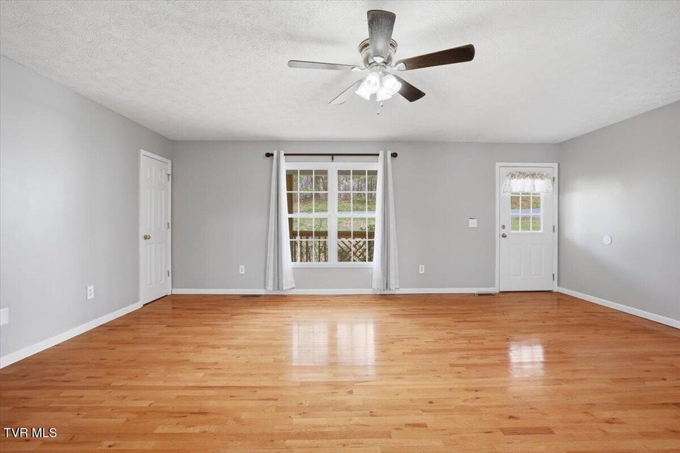 Photo #14: 123 Madeline Lane