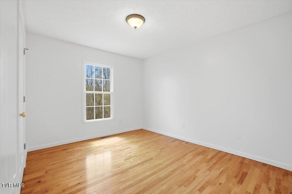 Photo #13: 123 Madeline Lane