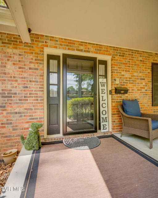 Photo #4: 1525 Robin Hood Lane