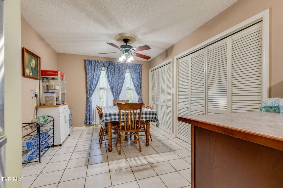 Photo #19: 1525 Robin Hood Lane