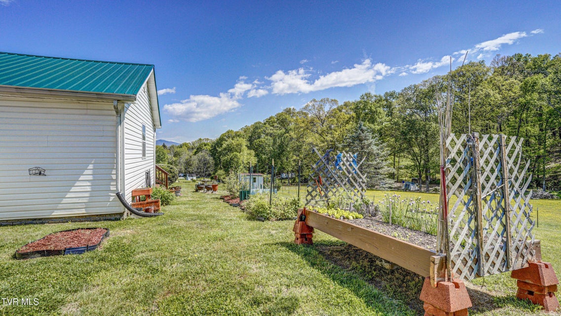 Photo #12: 2545 Siam Road