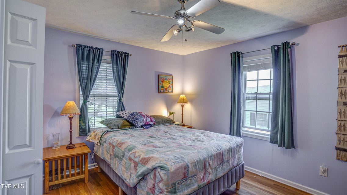 Photo #18: 2545 Siam Road