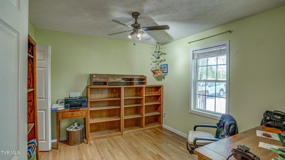 Photo #21: 2545 Siam Road