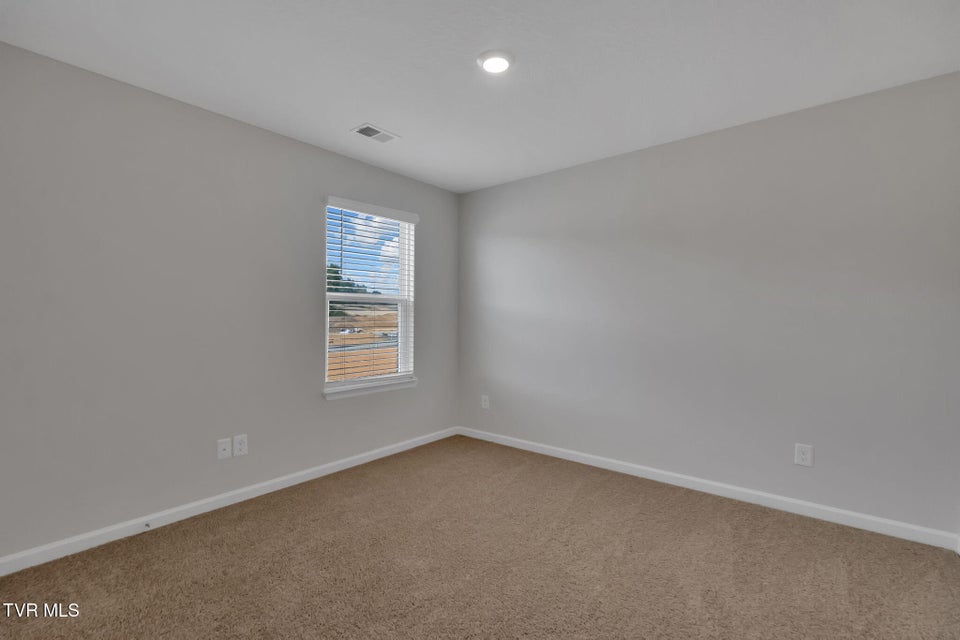 Photo #15: 5 Morsel Court 