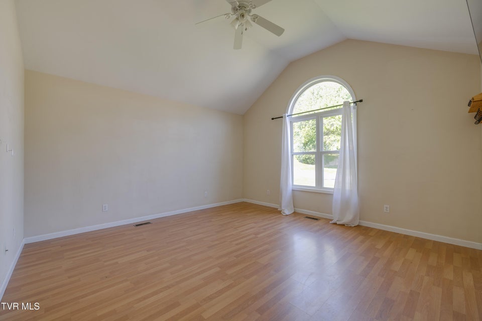 Photo #9: 154 Sycamore Street