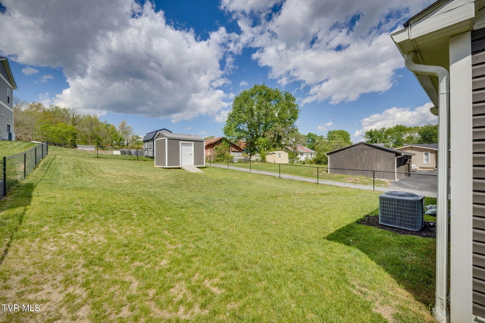 Photo #21: 986 Glen Street