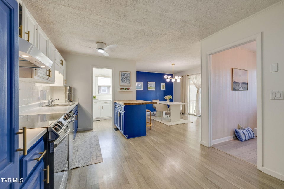 Photo #10: 107 Wayfair Drive