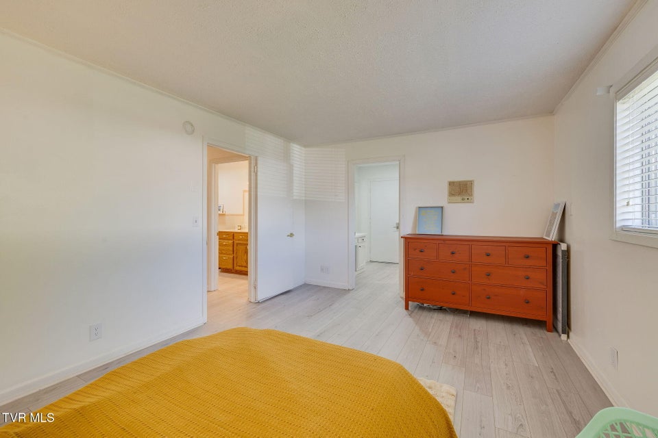 Photo #18: 107 Wayfair Drive