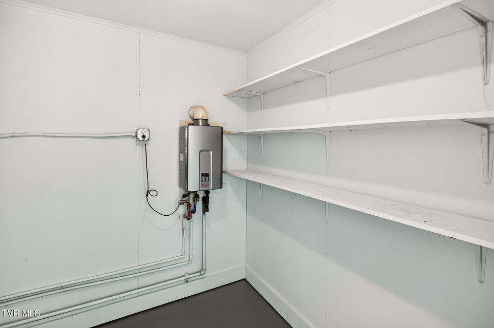 Photo #33: 458 Warford Road