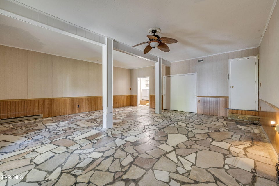 Photo #32: 107 Wayfair Drive