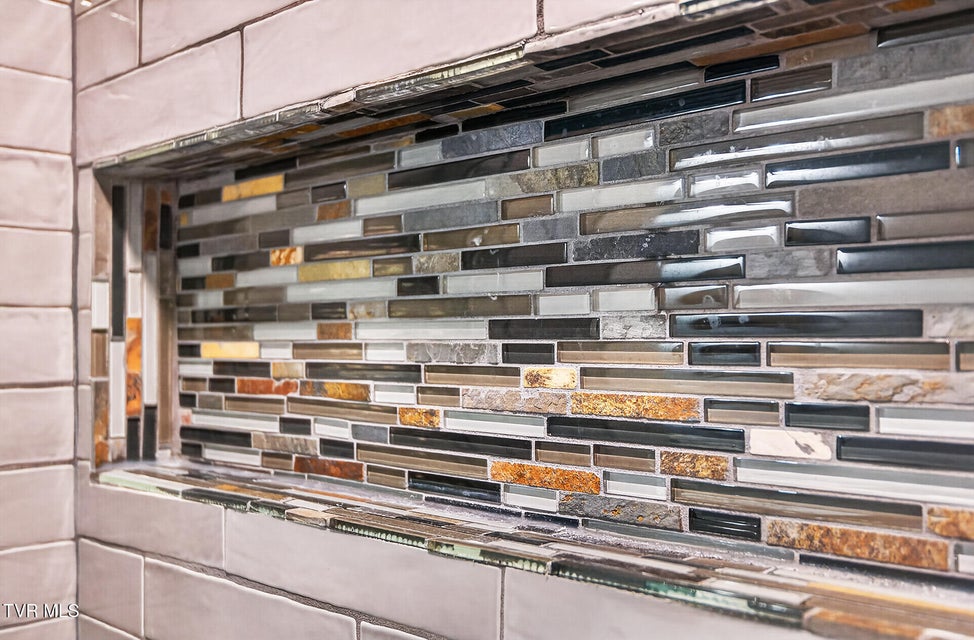 Photo #29: 458 Warford Road