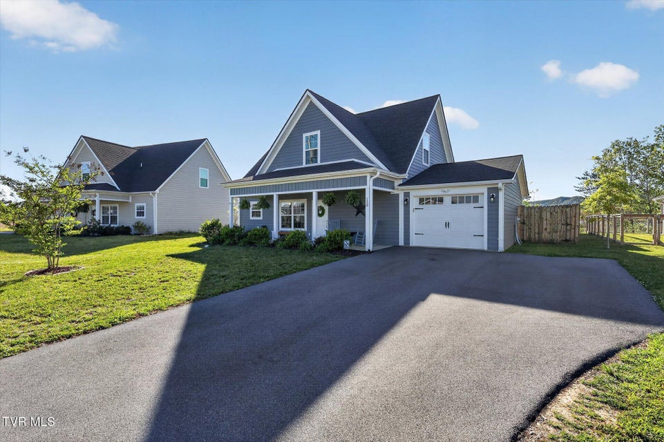 Photo #4: 150 Marilee Way