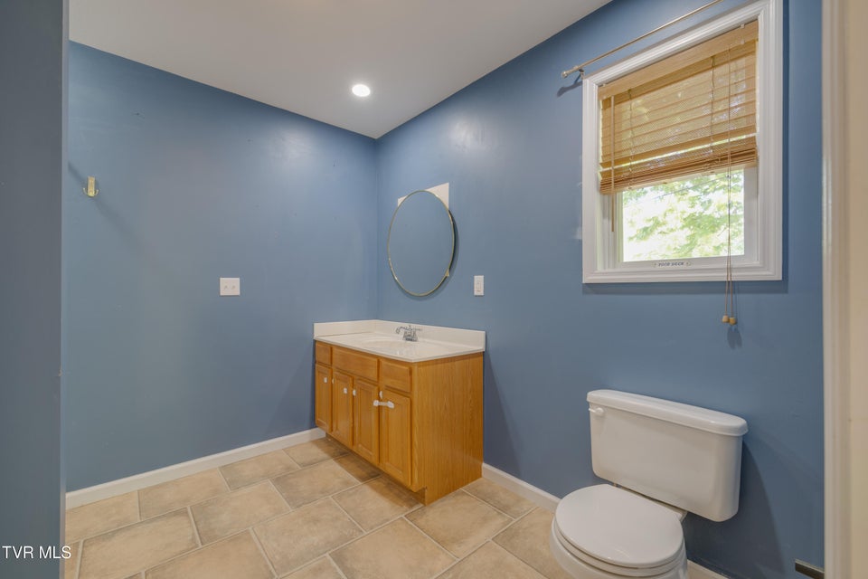 Photo #17: 154 Sycamore Street