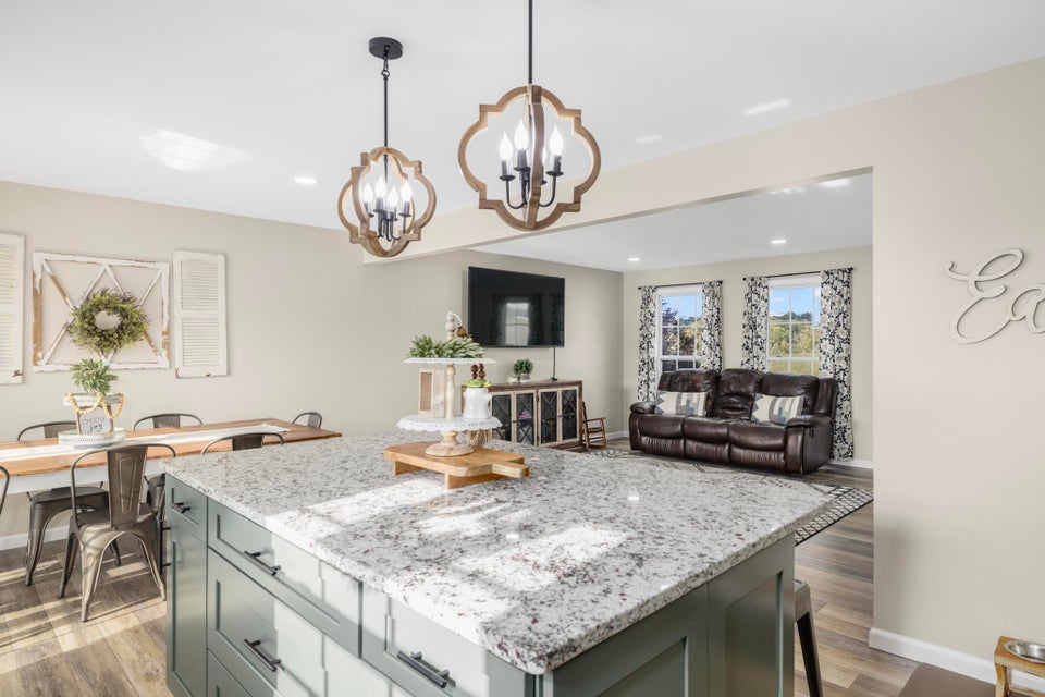 Photo #12: 1388 Barkley Road