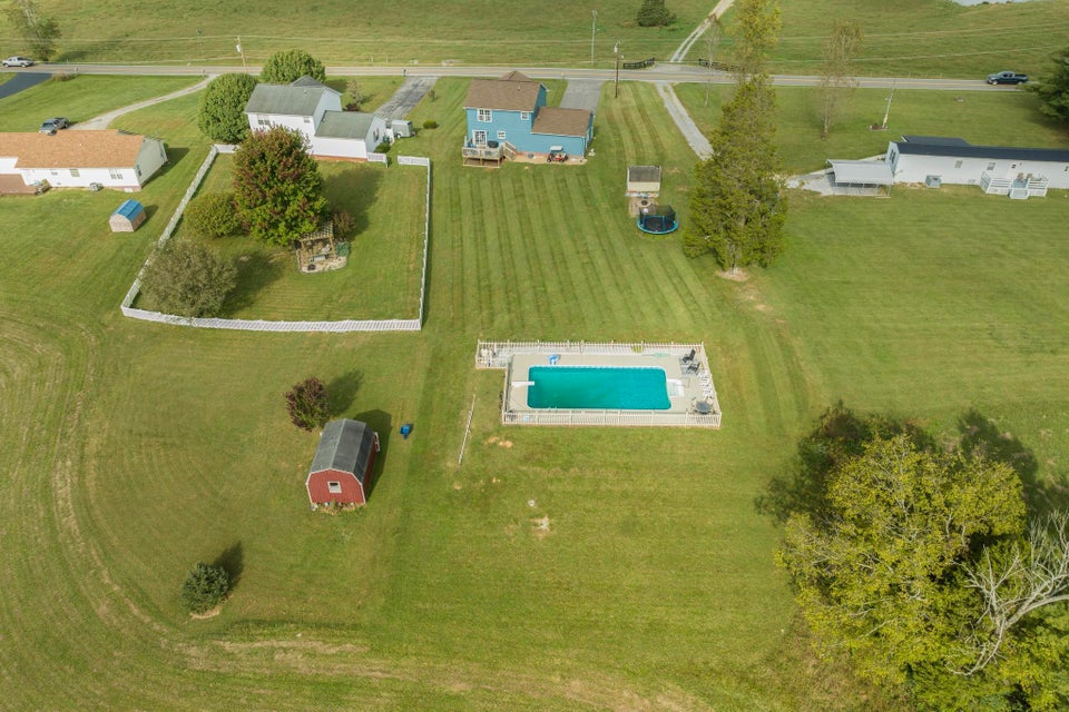 Photo #35: 1388 Barkley Road