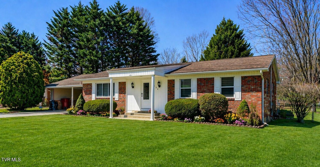 Photo #2: 1704 Jackson Terrace