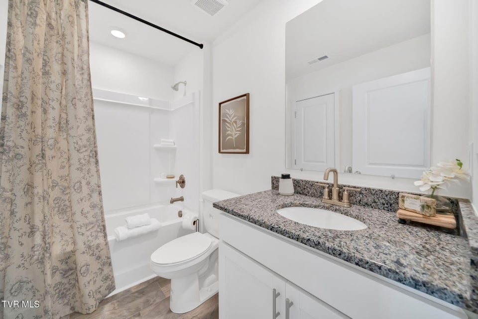 Photo #17: 1193 Wenna Way 