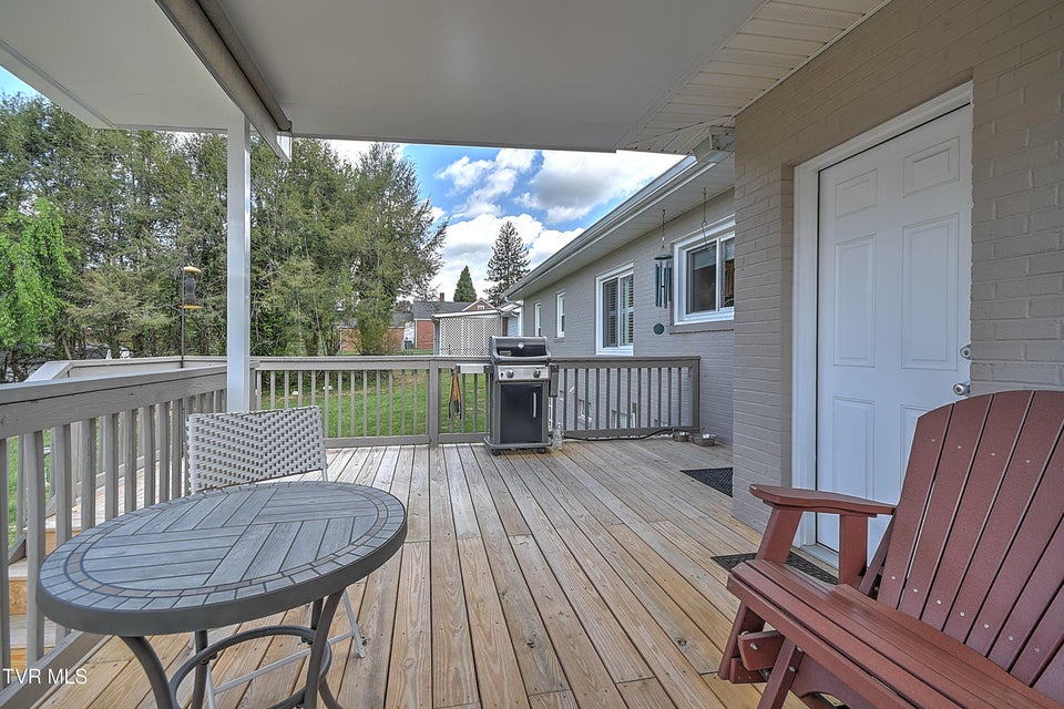 Photo #43: 101 Mcarthur Avenue