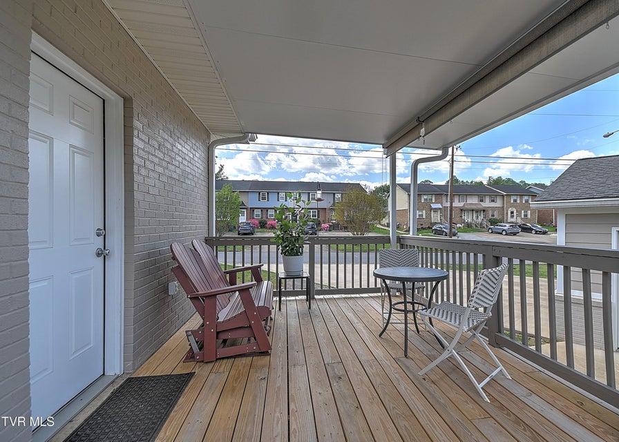 Photo #44: 101 Mcarthur Avenue