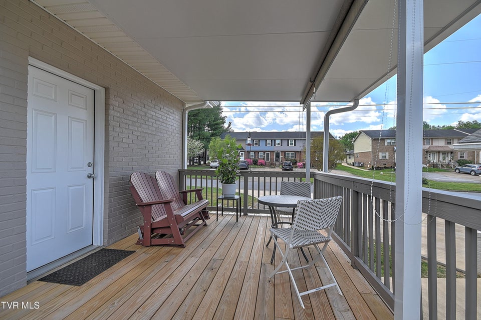 Photo #45: 101 Mcarthur Avenue