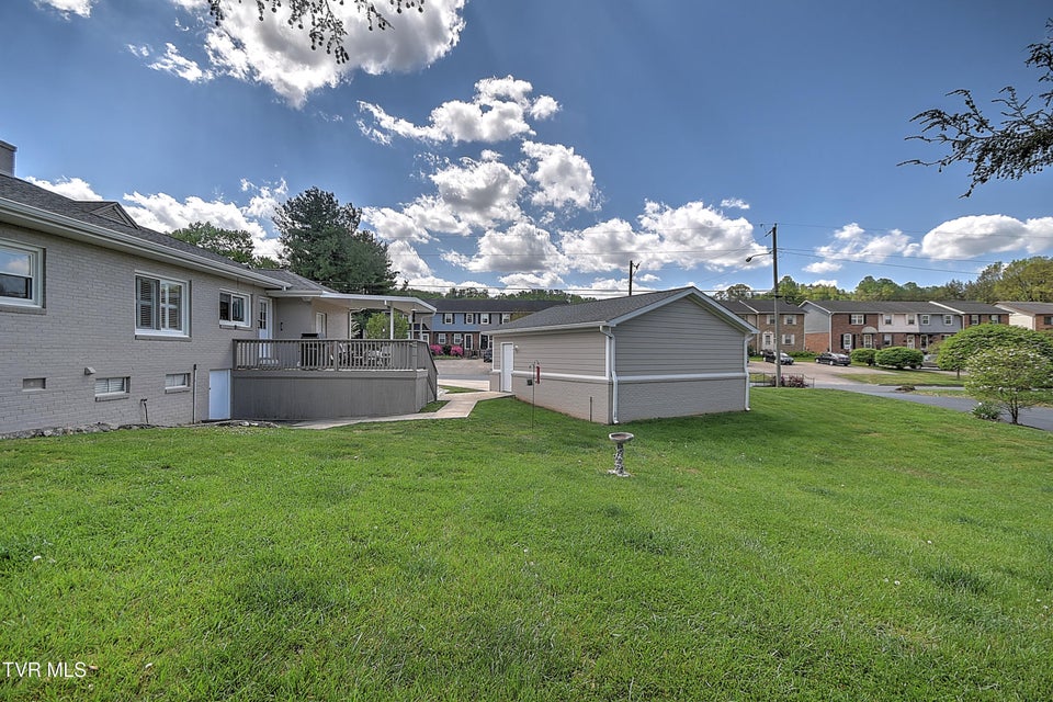 Photo #46: 101 Mcarthur Avenue