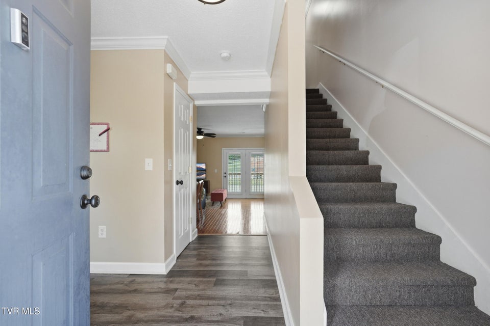 Photo #3: 2101 Cherokee Road